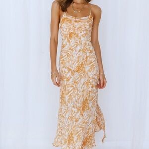 Elegant Tie-Dye Maxi Dress in Orange and White